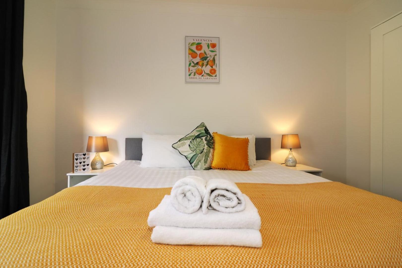 Signature - Gartlea House Appartement Airdrie Buitenkant foto
